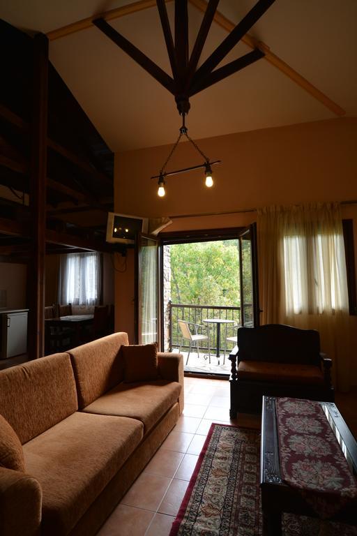 Guesthouse Rodamos タシアルキス エクステリア 写真
